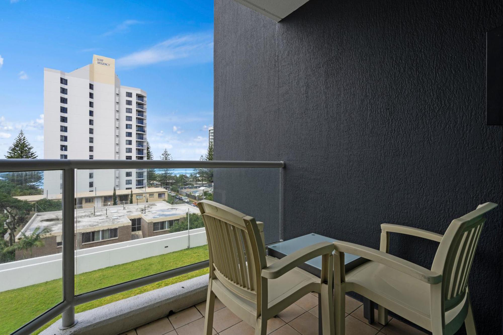 Legends Surfers Paradise Mid Week Madness Deal - Q Stay Gold Coast Exterior photo