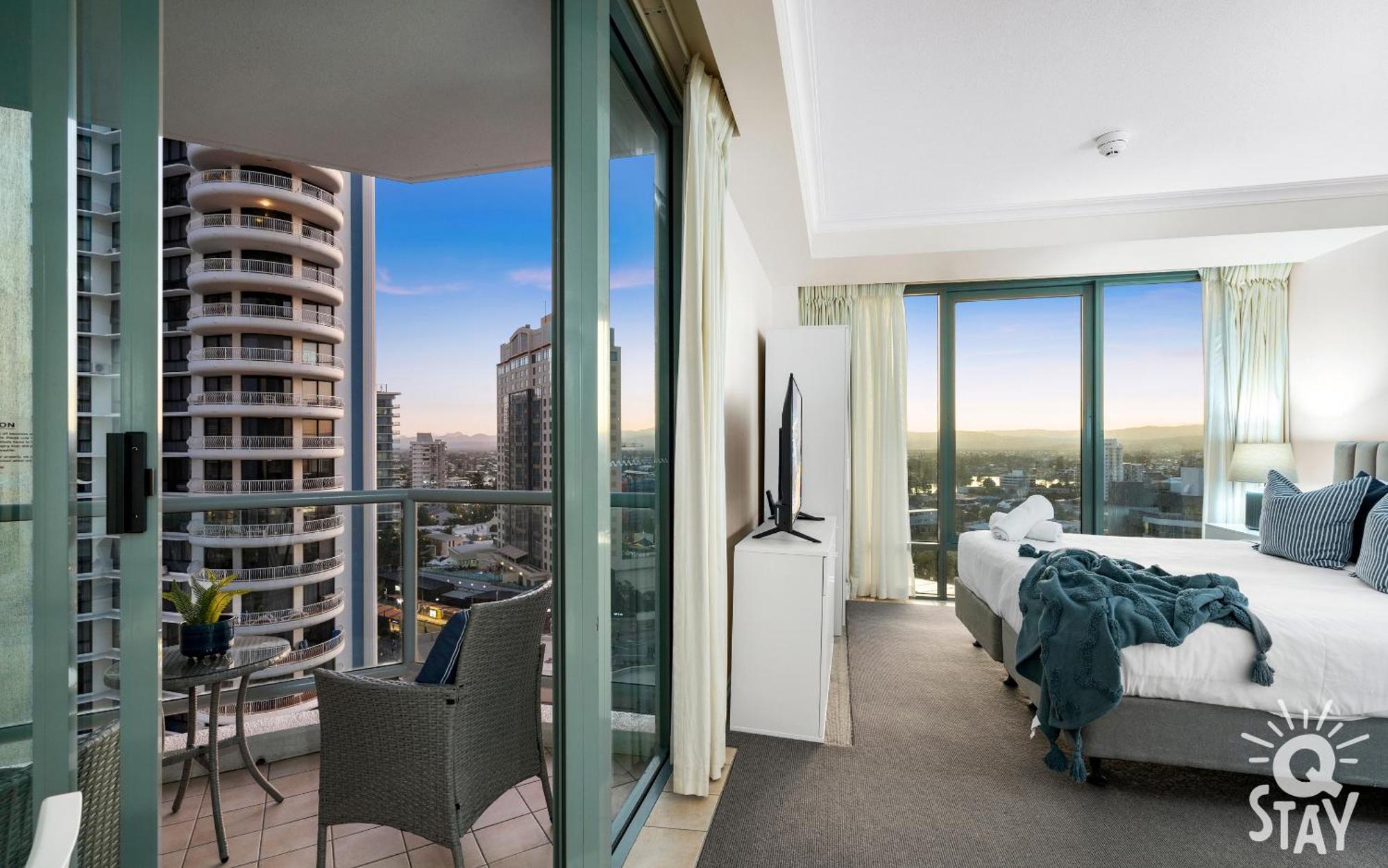 Legends Surfers Paradise Mid Week Madness Deal - Q Stay Gold Coast Exterior photo