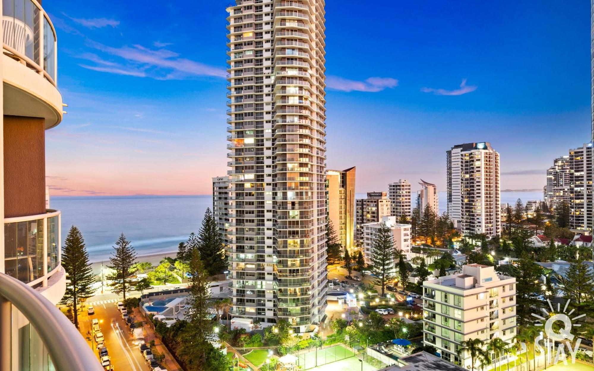 Legends Surfers Paradise Mid Week Madness Deal - Q Stay Gold Coast Exterior photo
