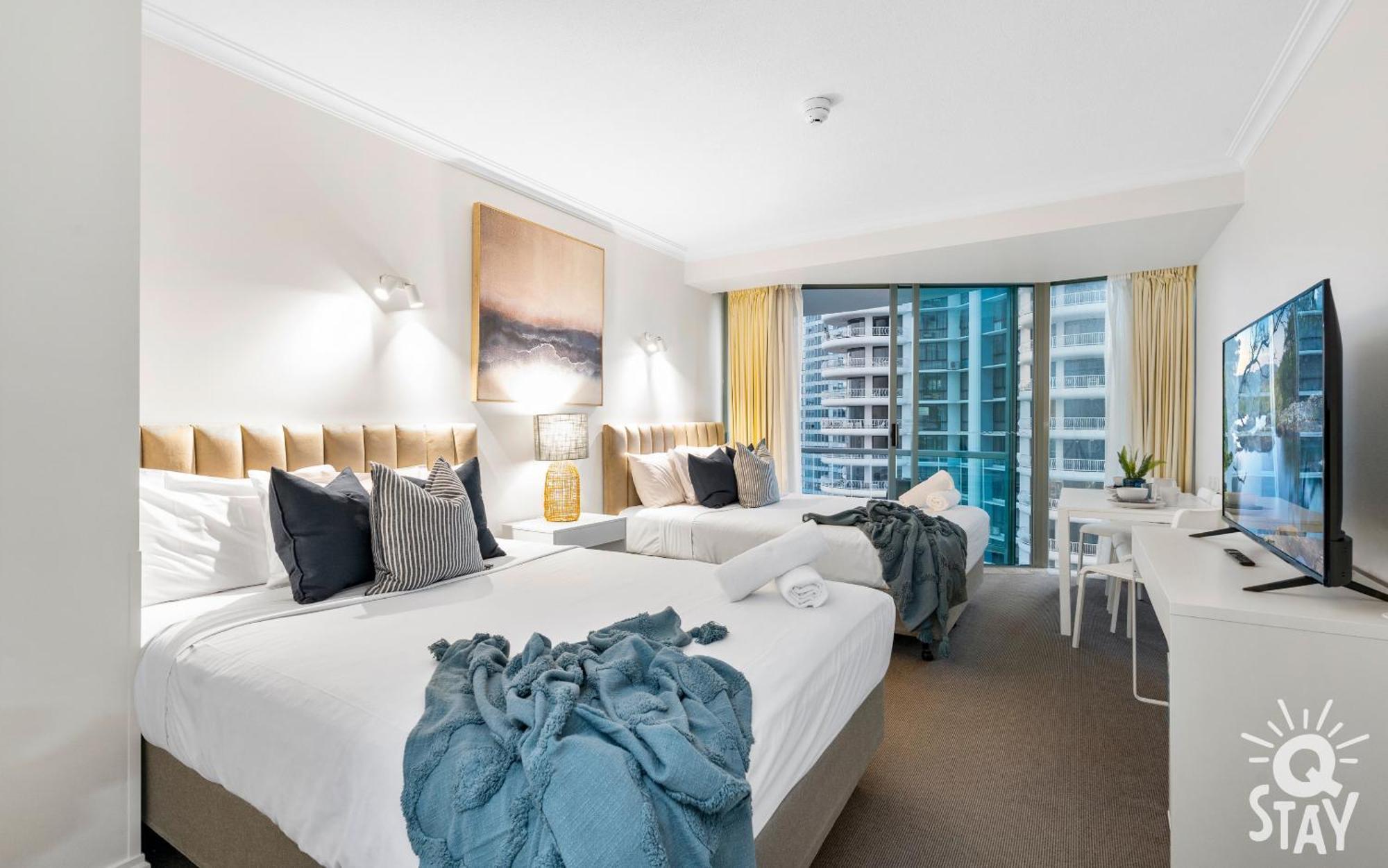 Legends Surfers Paradise Mid Week Madness Deal - Q Stay Gold Coast Exterior photo