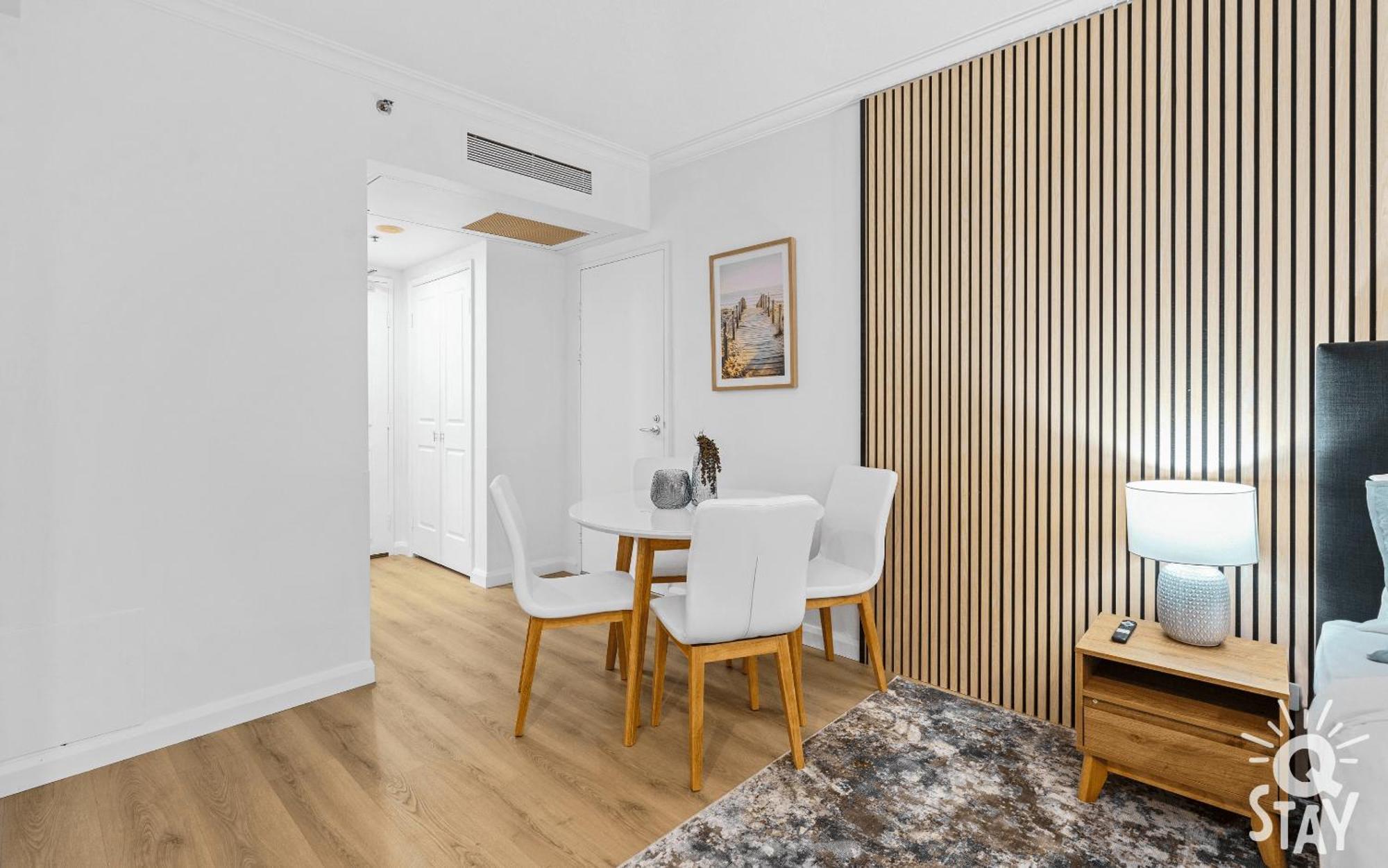 Legends Surfers Paradise Mid Week Madness Deal - Q Stay Gold Coast Exterior photo
